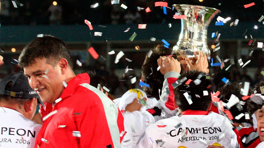 Borghi campeón con Colo Colo el 2006 / Photosport