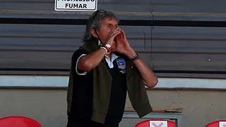 “Mañana o pasado”: Morón está esperanzado en anunciar refuerzos para Colo Colo