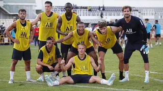 Kylian Mbappé hizo un golazo de taco en la práctica de PSG