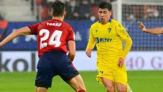 Tomás Alarcón dijo presente en la caída de Cádiz ante Osasuna