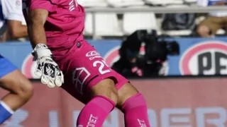 Vuelve a línea de cuatro en el fondo: La formación de la UC para jugar ante Talleres en Córdoba