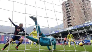 El empate entre el Eibar de Fabián Orellana y Villarreal en España