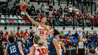 Chile tuvo un auspicioso debut en el Sudamericano de Básquetbol Adulto Femenino