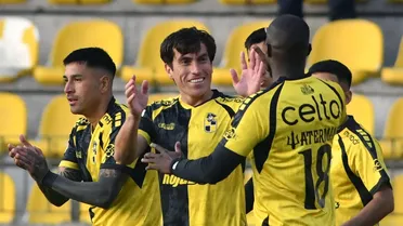 Coquimbo Unido se afianza como líder y hunde a Deportes Iquique en el fondo