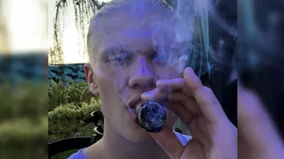 Al estilo Guardiola: Erling Haaland celebró fumando un puro el título de la Champions