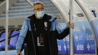 Tabárez: Aunque Chile nos superó en un momento, el equipo no se cayó y siguió luchando