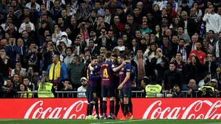 Arturo Vidal tuvo minutos en la amplia victoria de Barcelona sobre Real Madrid en la Copa del Rey