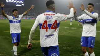 ¿Fue de Isla o en propia puerta? Informe arbitral aclaró autoría del gol en el triunfo de la UC