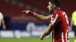 Luis Suárez celebró su cumpleaños 34 con un gol en la victoria de Atlético sobre Valencia