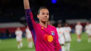 Olympique de Lyon reaccionó al retiro de Christiane Endler de la Roja