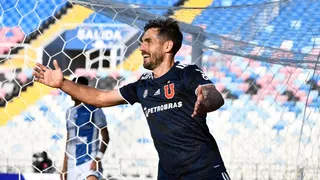 Larrivey e interés desde Brasil: No va más allá de una información, estamos muy felices acá