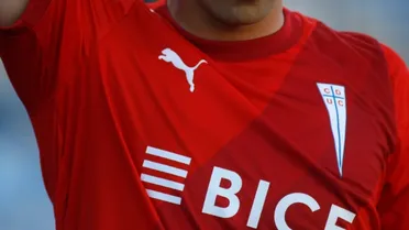 Universidad Católica se suma a las condolencias para Gary Medel por el fallecimiento de su madre