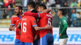 Resumen: La Roja revivió en las Clasificatorias y Ecuador quedó a un paso del Mundial de Qatar