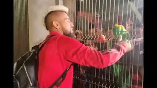 Vidal como estrella: Así fue recibido Flamengo en Concepción para su duelo con Ñublense