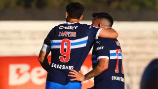 “De la cabeza también”: Referente de la UC sorprende al revelar su difícil momento fuera del fútbol