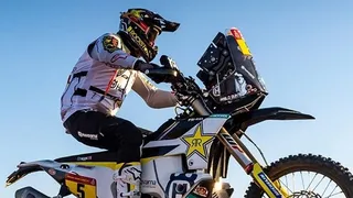 Pablo Quintanilla brilló en la novena etapa del Dakar y mantuvo presión al líder