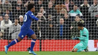 Willian comandó con un “doblete” la sólida victoria de Chelsea sobre Tottenham