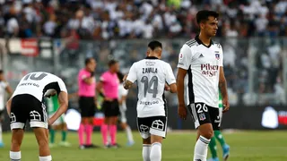 Lapidario informe arbitral complica a Colo Colo por proyectiles en duelo ante Audax Italiano