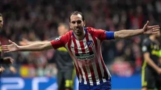 ¡Garra charrúa! Los uruguayos Giménez y Godín le dieron la victoria a A. de Madrid sobre Juventus