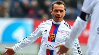 Champions postuló gol de Marcelo Díaz como uno de los mejores “misilazos” del torneo