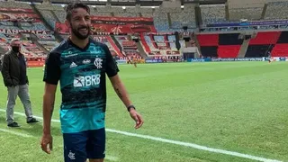 ¿Y la cuarentena? Flamengo citó a Mauricio Isla para su duelo de Libertadores