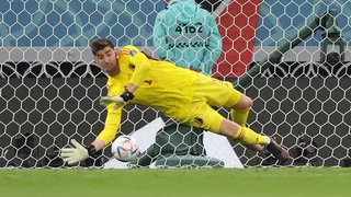 Thibaut Courtois le atajó un penal a Alphonso Davies y evitó el gol de Canadá ante Bélgica