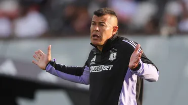 Importante cambio en ataque: La formación de Colo Colo para el duelo con Fortaleza