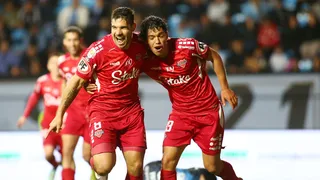 Ñublense extiende su racha de triunfos a costa de un Deportes Iquique que sigue tocando fondo