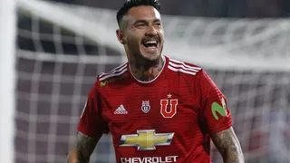 U. de Chile se puso en ventaja ante Colchagua con un penal ejecutado por Mauricio Pinilla