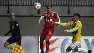 Everton cortó su invicto de siete partidos al sucumbir frente a Unión La Calera