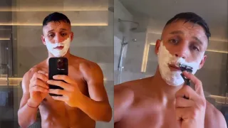 Alexis Sánchez impactó con cambio de look y se afeitó su bigote