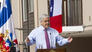 El retorno del fútbol: Sebastián Moreno recibió llamado desde La Moneda