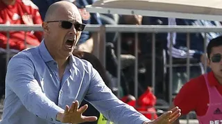 Alfredo Arias a los periodistas: Con ustedes no hablo más sobre Johnny Herrera