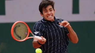 Garin tuvo momentos de gran tenis ante Ivashka y se instaló en tercera ronda de Roland Garros