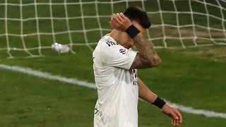 Hinchas destrozaron a Matías Zaldivia tras el descuento de Fortaleza ante Colo Colo