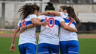 La UC se quedó con el clásico universitario femenino y puso fin a la campaña perfecta de la U