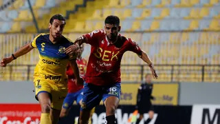 Curicó Unido anunció el fichaje de Augusto Barrios para la temporada 2023