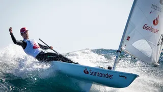 Velerista Clemente Seguel se embarcó a competir a Europa con miras a los Juegos Olímpicos