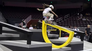 Niña brasileña de 11 años ganó torneo internacional adulto de skateboarding