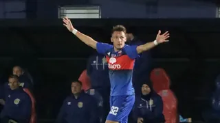 Mateo Retegui anotó dos golazos en la victoria de Tigre sobre Rosario Central de Carlos Tévez