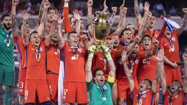 A 10 años del bicampeonato Bravo recordó cuando Chile retiró a Messi