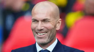 Zinedine Zidane dio el banderazo de salida a la histórica competencia de las 24 Horas de Le Mans