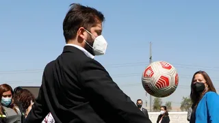 Presidente Gabriel Boric también recordó a Leonel Sánchez