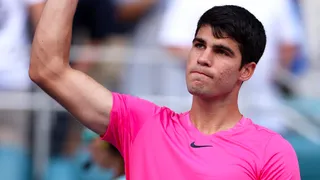 Carlos Alcaraz barrió con Facundo Bagnis en su estreno en el Masters de Miami