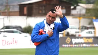 Esteban Paredes dice adiós definitivamente al fútbol