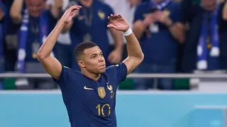 Kylian Mbappé es tentado desde el fútbol árabe con astronómica oferta