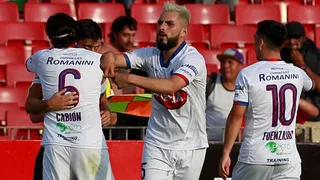 Deportes Melipilla se impuso en los descuentos sobre Rangers en la Primera B