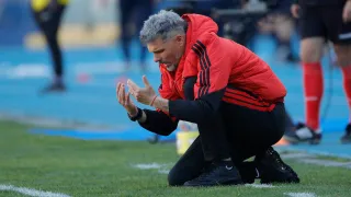 “No se puede”: Ortiz estalla con el estado de la cancha en Concepción
