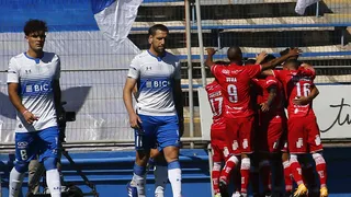 Federico Castro abrió el marcador para Curicó Unido ante Universidad Católica