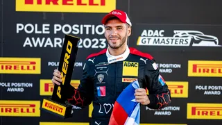 Benjamín Hites brilló con tres premios en el GT Masters de Alemania